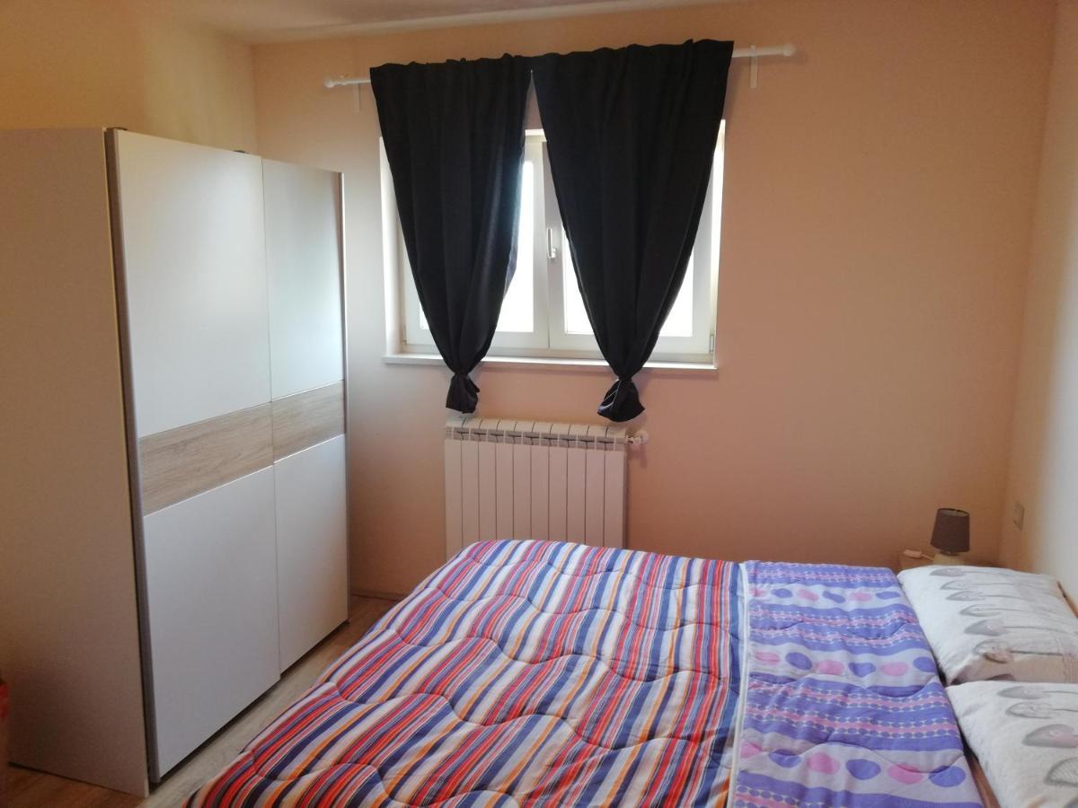 Apartman Nikola Ladrovici Exterior photo